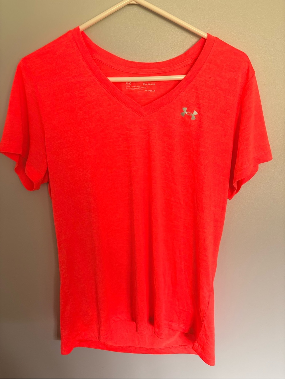 Under Armour Women's V-Neck Short Sleeve Tee - Coral Red